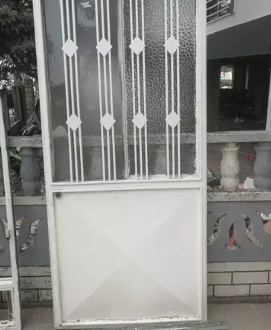 çıkma demir kapı