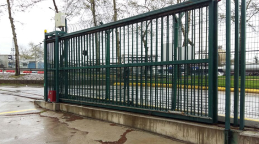 çıkma raylı kapı