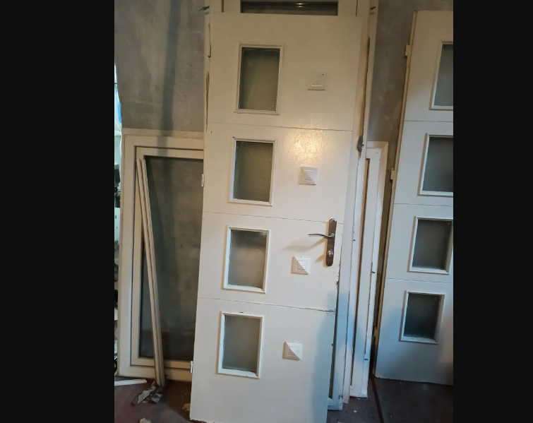 mdf çıkma kapı kilit ve kasa